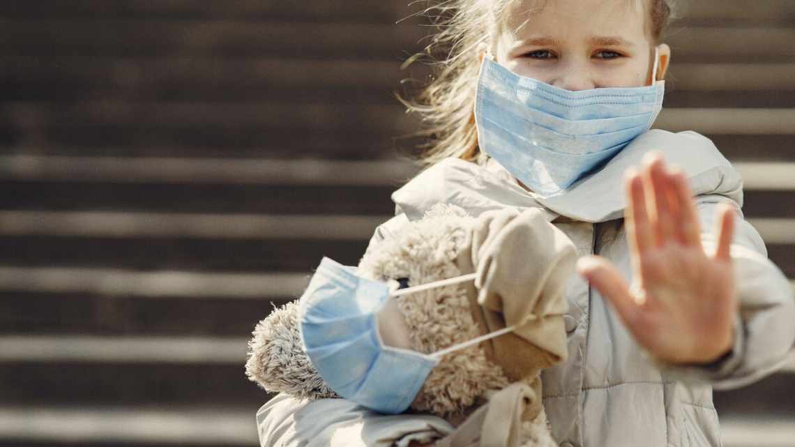 Дети легче переносят коронавирусную инфекцию. И её последствия